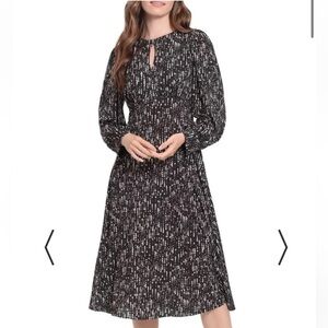 London Times 10 Elegant Black and White Patterned Dress